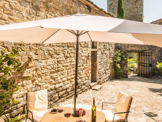 Casa del Prete - outside dining area